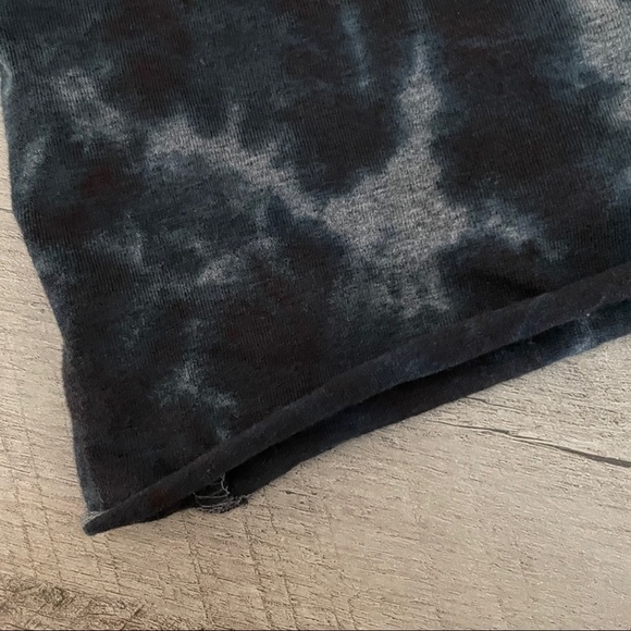 🌺 Sheshow Navy Blue Underestimate Me Tie Dye Racerback Tank Top Size L - Picture 7 of 10